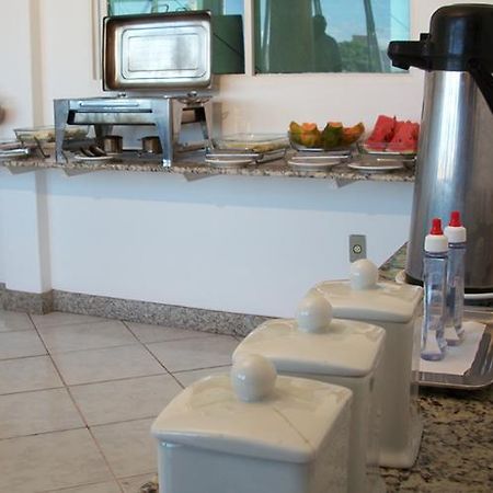 Hotel Minas Brasil Montes Claros Exterior photo