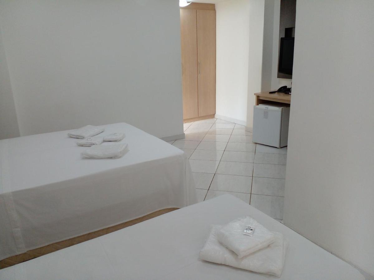 Hotel Minas Brasil Montes Claros Exterior photo