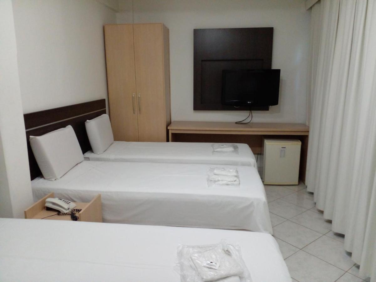 Hotel Minas Brasil Montes Claros Exterior photo
