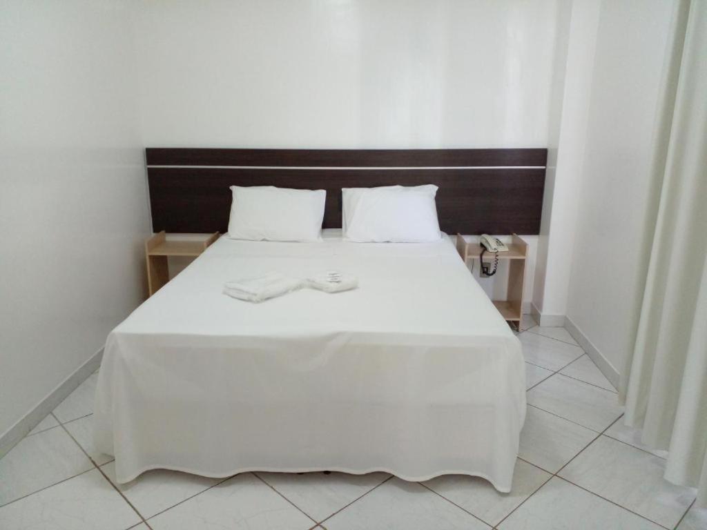Hotel Minas Brasil Montes Claros Exterior photo
